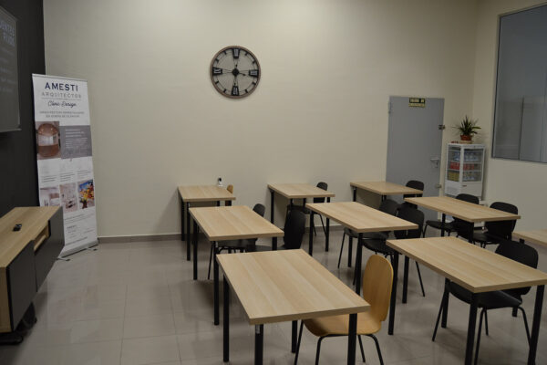 academia-quienes-somos-la-casa-del-dentista-bilbao-bizkaia-reparacion-sillones-dentales